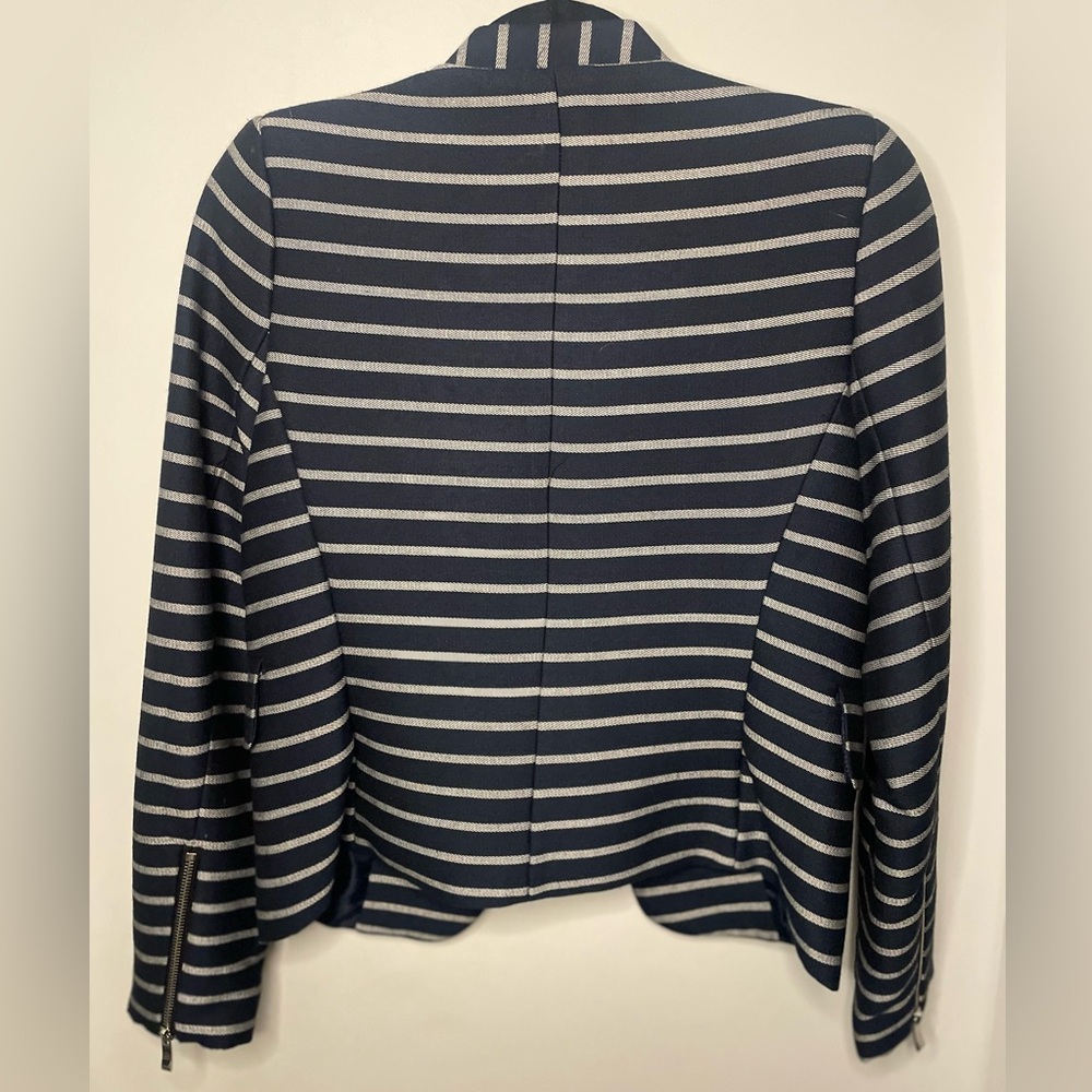DEX cropped blue stripped suit blazer - Picture 2 of 3